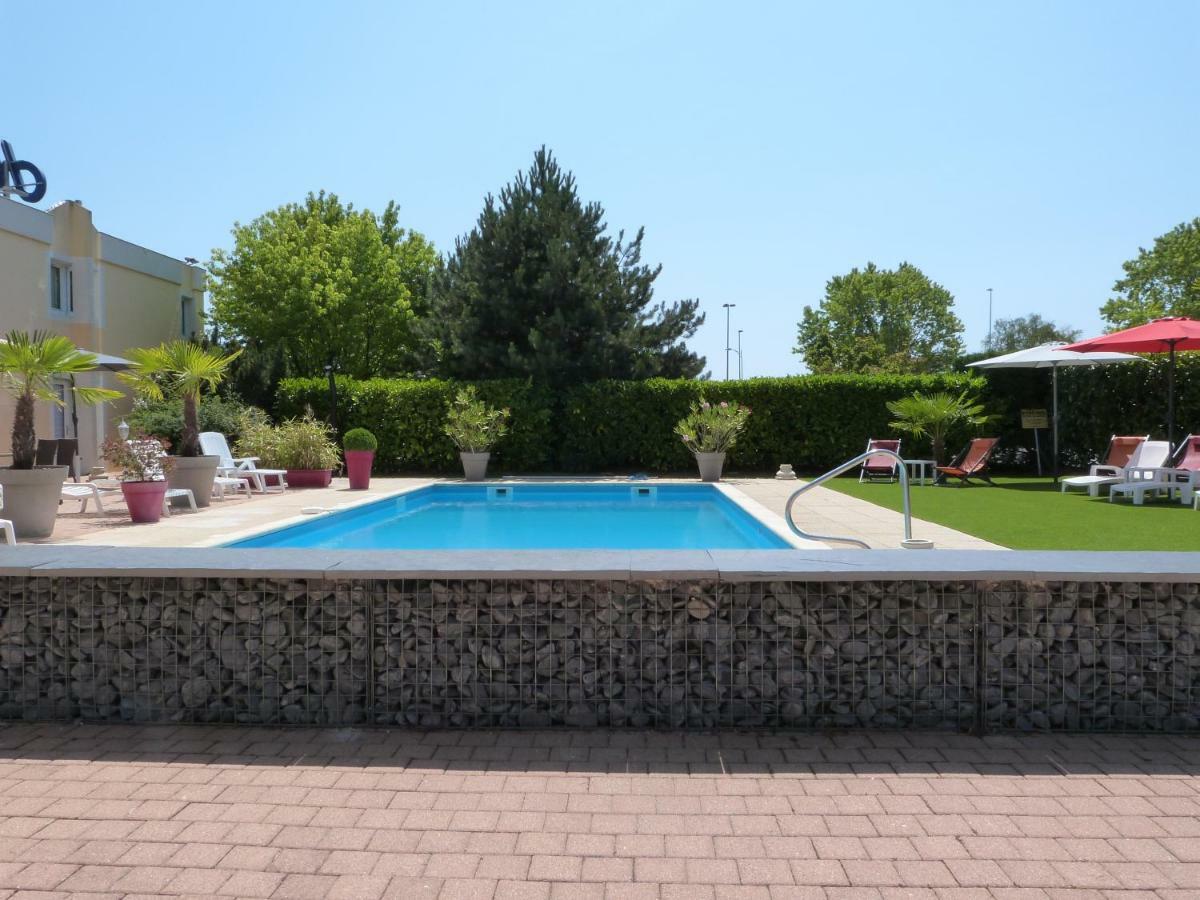 Cit'Hotel Aurore Bourges Nord - Saint Doulchard Ngoại thất bức ảnh